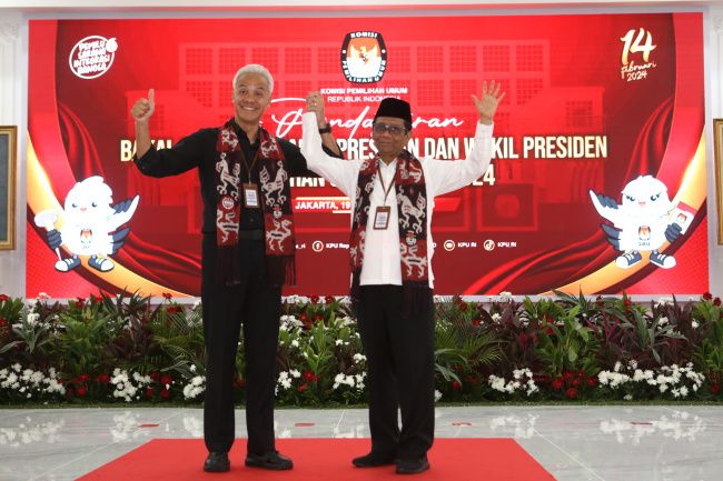 Ganjar: Bagaimana Kita  Mau Berbicara Pertahanan kalau Belinya Pesawat Bekas