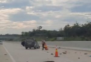 Toyota Avanza Alami Kecelakaan di Jalan Tol Pekanbaru-Bangkinang