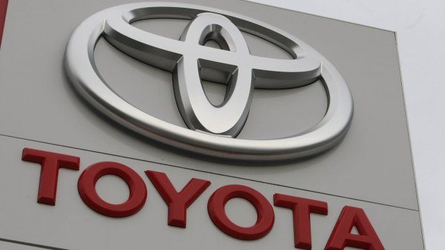 Heboh Skandal Sertifikasi Toyota Sampai Hino Turut Hentikan Produksi