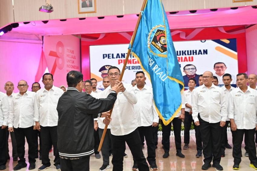 Raja Isyam Pimpin PWI Riau