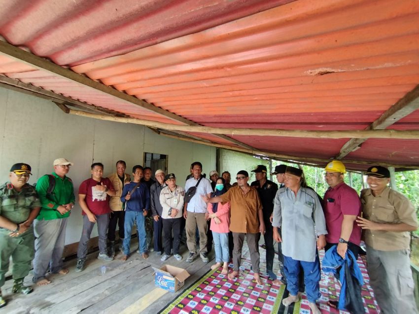 Intelkam dan Bhabinkamtibmas Polsek Sungai Sembilan Sosialisasi tak Golput