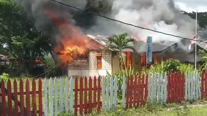 Tak Terima Ditegur Saat Mabuk, Bakar 8 Rumah di Jayapura 501 Warga Ngungsi