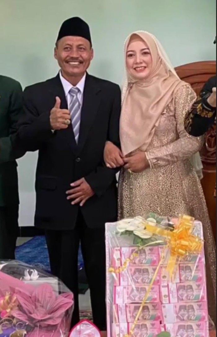 Kades 2 Cucu Nikah Lagi dengan Maskawin Seluruh Hartanya