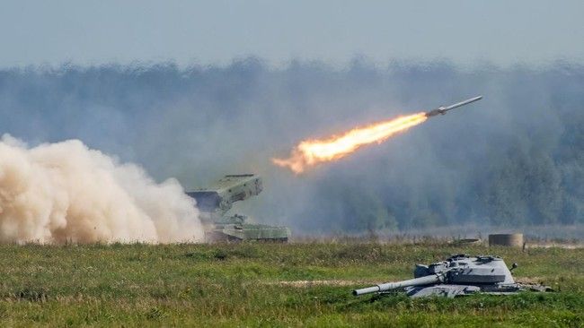 Irak Luncurkan Lima Roket, Sasaran Pangkalan Militer AS di Suriah