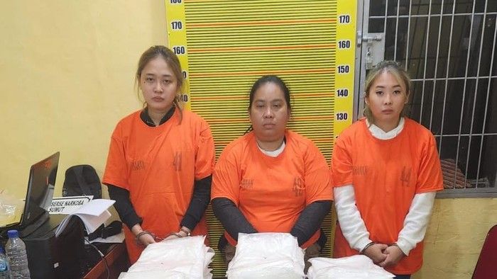 Jemput Sabu dari Medan, 3 Wanita Muda Ditangkap di Bandara Kualanamu