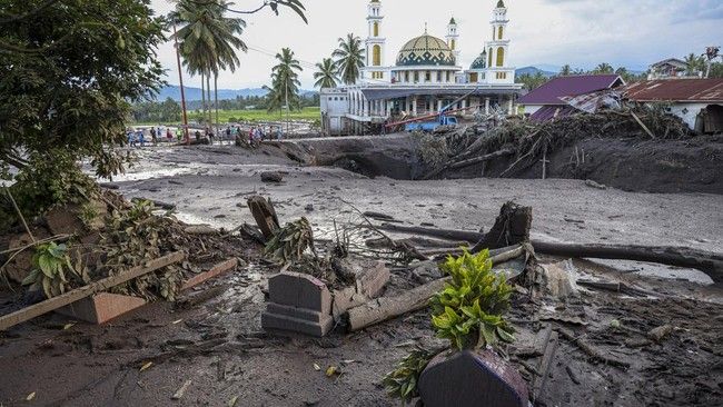 Korban Banjir Bandang Sumbar Meningkat jadi 50 Meninggal, 27 Hilang