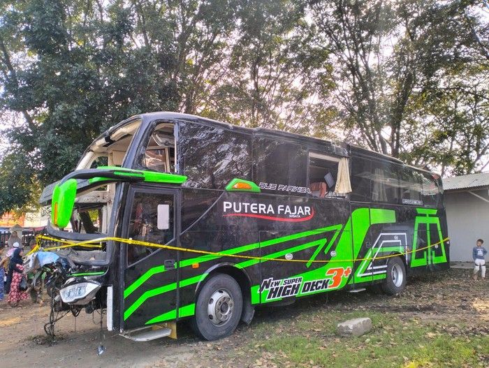 Sopir Bus Jadi Tersangka Kecelakaan Maut di Subang
