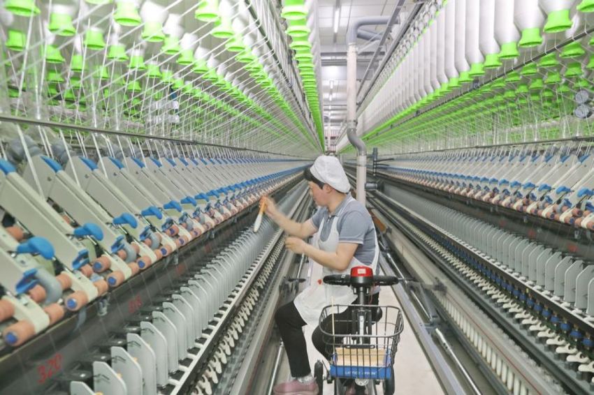 Pengusaha China Kuasai Pasar RI Menjual Pakaian Murah