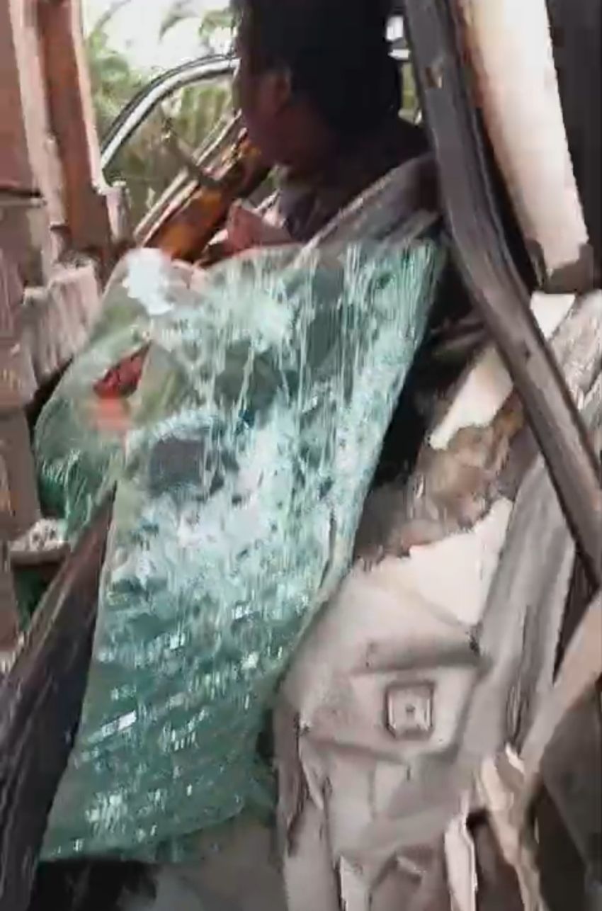 Kecelakaan di Tol Permai, Mobil Membawa Ikan Tabrak Belakang Truk