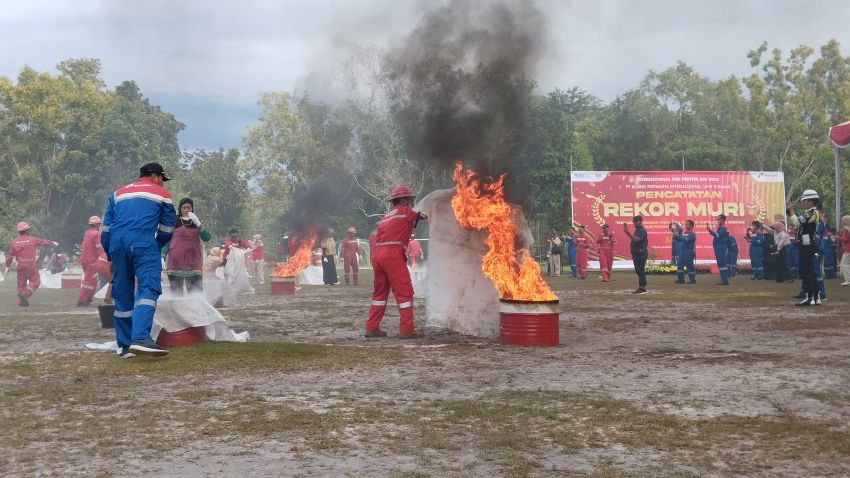 PT KPI Dumai Turunkan 250 Orang Melaksanakan Pemadaman Kebakaran Serentak