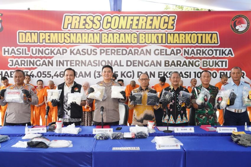 Polda Riau Tangkap 33 Orang Libat Narkoba