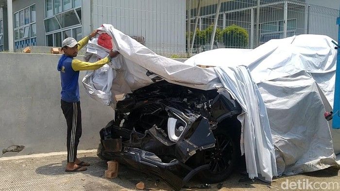 Kecelakaan di Tol, Ajudan dan Sopir Kapolres Tewas Ditempat