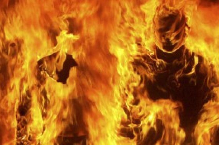 Pegawai Puskesmas Bakar Suami Gegara Main Judi Online