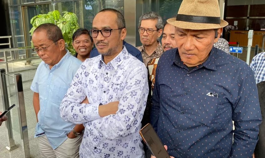 Abraham Samad dkk Datangai KPK, Desak Usut Dugaan Korupsi Keluarga Jokowi