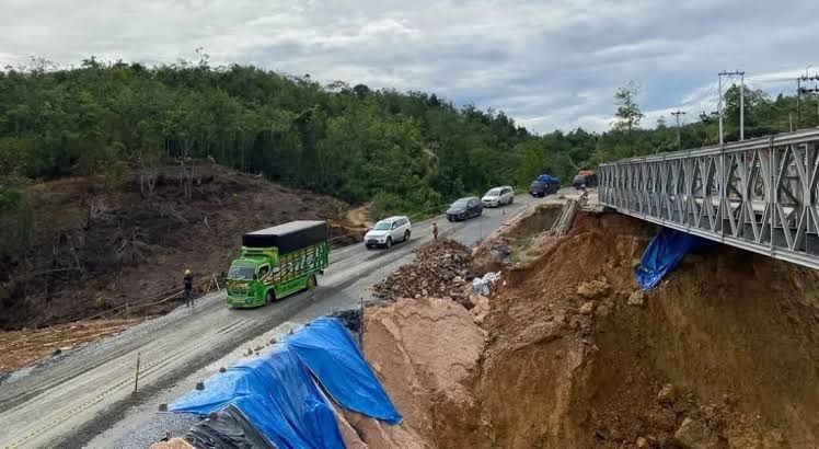 Pondasi Jalan Tanjung Alai Kampar Masih Goyang, Pengaspalan Satu Sisis Ditunda