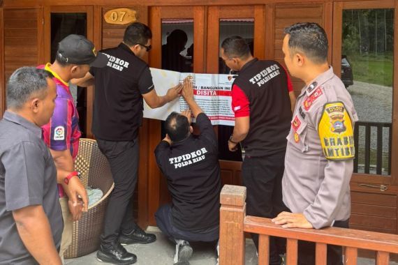 Diduga Dibeli dari Hasil Korupsi, Polda Riau Sita Lahan dan 11 Unit Homestay di Sumbar