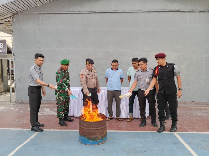 Berantas Halinar Tim Gabungan Kembali Geledah Ruangan Tahanan