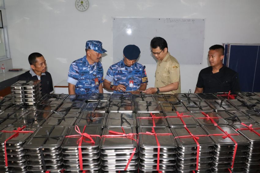 SPPG Lanud Husein Sastranegara Berkomitmen Meningkatkan Kualitas Gizi Pelajar Melalui Program Makan Bergizi