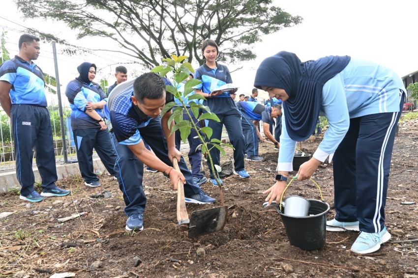 Lanud Husein Sastranegara Tingkatkan Kemandirian Pangan Dengan Pemanfaatan Lahan Secara Produktif dan Berkelanjutan