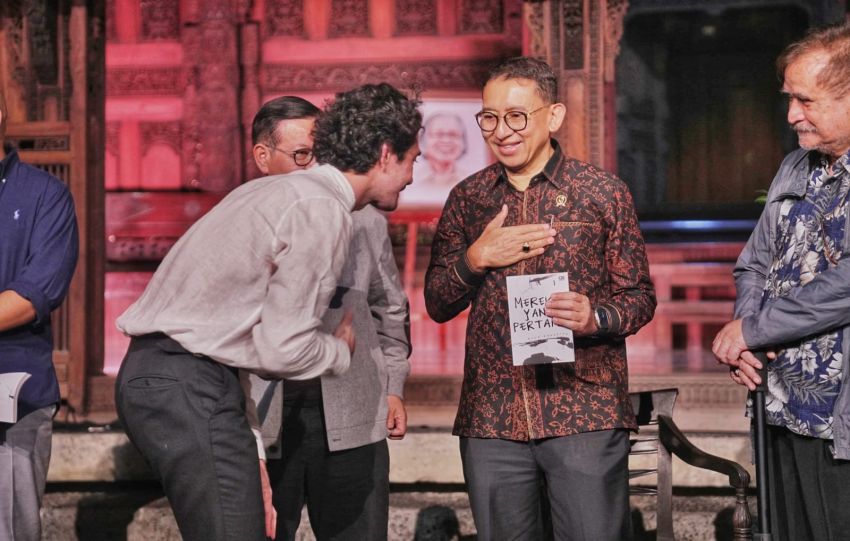 Refleksi Dua Dasarasa, Menbud Fadli Zon Hadiri Peluncuran Buku Reza Rahadian