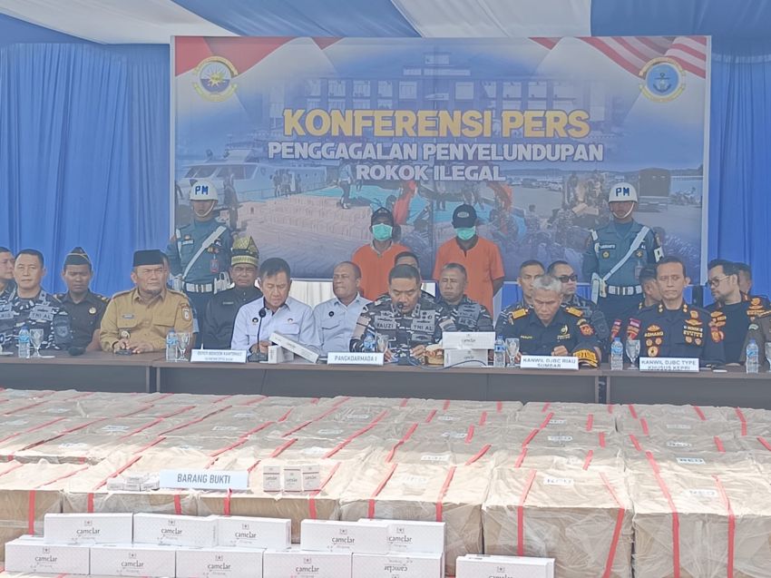 Angkut 5.120 Dus Rokok Thailand Ilegal Warga Dumai Diamankan TNI AL