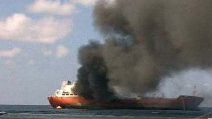 Kapal Tanker Terbakar di Batam, Empat Pekerja Tewas Korban Lain Luka-luka