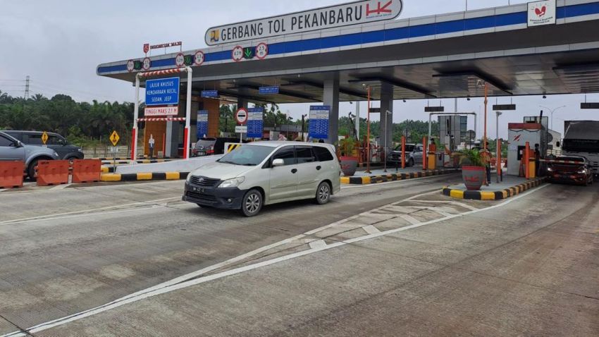 Ugal-ugalan di Jalan Tol Permai, Belasan Kendaraan Ditindak