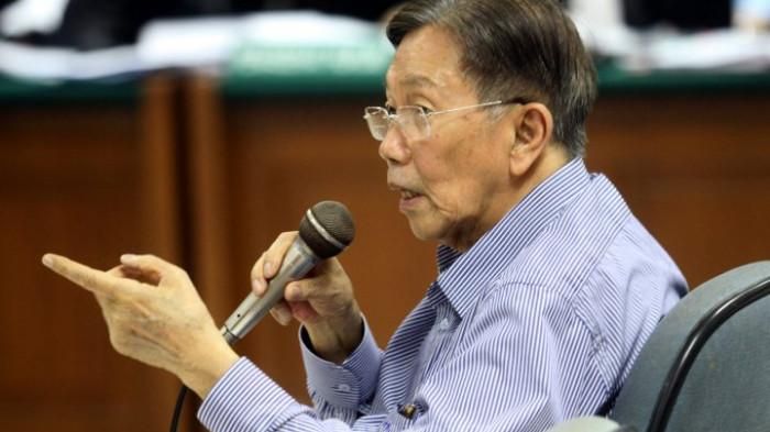 Mantan Menteri Koordinator Ekonomi Kwik Kian Gie meninggal dunia pada usia 90 tahun