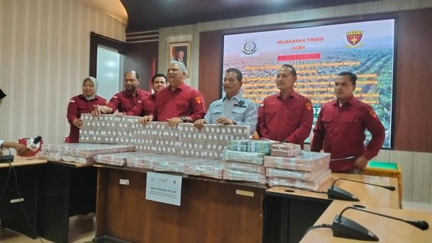 Ini Penampakan Uang Rp17 Miliar Kasus Korupsi Setda