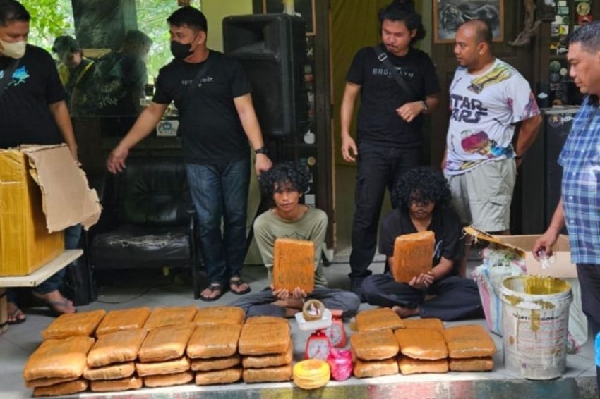 2 Mantan Mahasiswa Manfaatkan Kampus UIN Suska Riau Tempat Edarkan 63 Kg Ganja