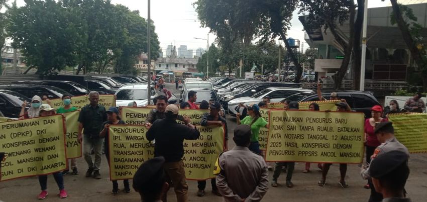 Dinilai Arogan dan Tak Transparan, Warga Ancol Mansion Demo Balaikota DKI Tuntut Pengurus PPPRS Mundur
