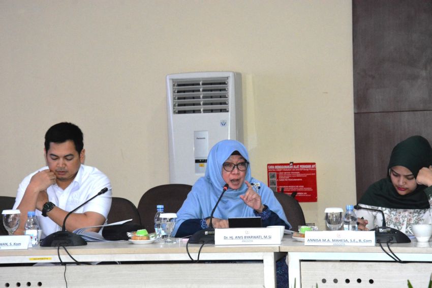 Pemerintah Tunda Pajak E-commerce, Anggota DPR Anis Byarwati: Ini  Merupakan "Angin Segar" Bagi UMKM Online
