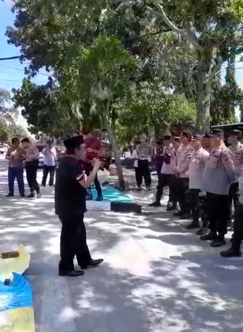 Massa ARUK Desak KPK Periksa KSOP Dumai