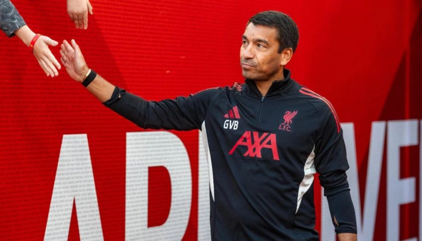 Liverpool Bakal Lepas Van Bronckhorst jika PSSI Menarik Sebagai Pelatih Timnas Indonesia