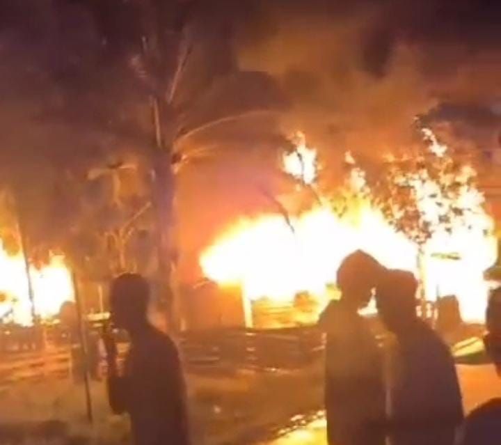 Emak-emak Resah Bakar Rumah Terduga Bandar Narkoba