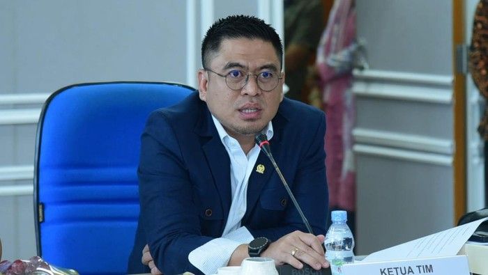 Sindiran Anggota DPR Fraksi Gerindra soal Relawan Bantu Rp10 Miliar untuk Korban Bencana Sumatera Dikecam Warganet