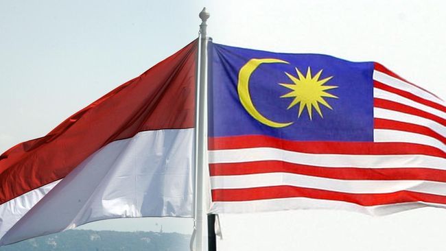 Warga Malaysia Mengibarkan Bendera Merah Putih Minta Bergabung ke RI