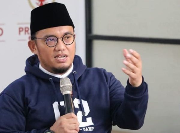 Berangkat Umrah Makin Ribet,  Harus Lewat Asrama Haji