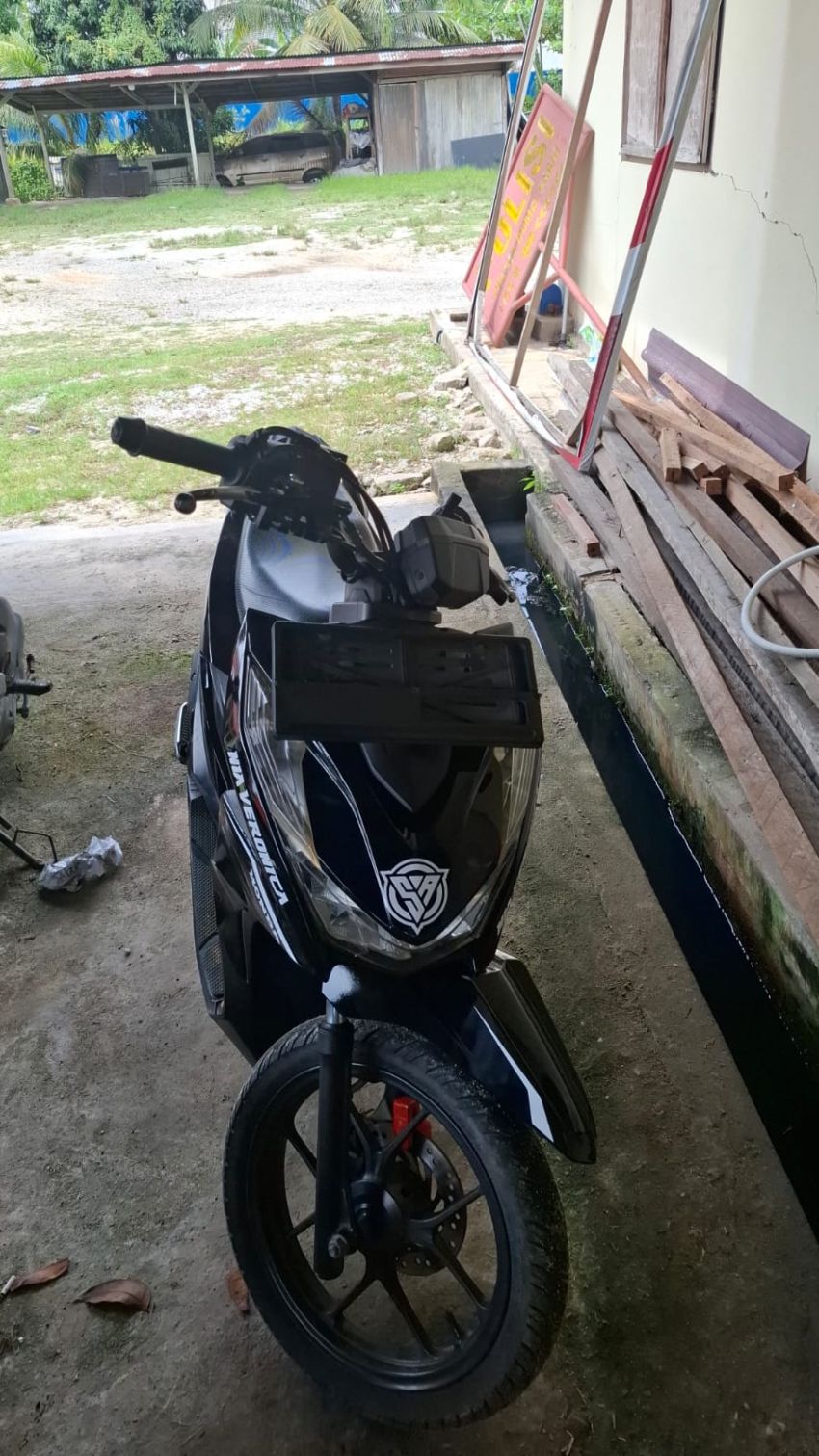 Bawa Kabur Motor Warga Ratusima, Pelaku Diborgol di Pekanbaru