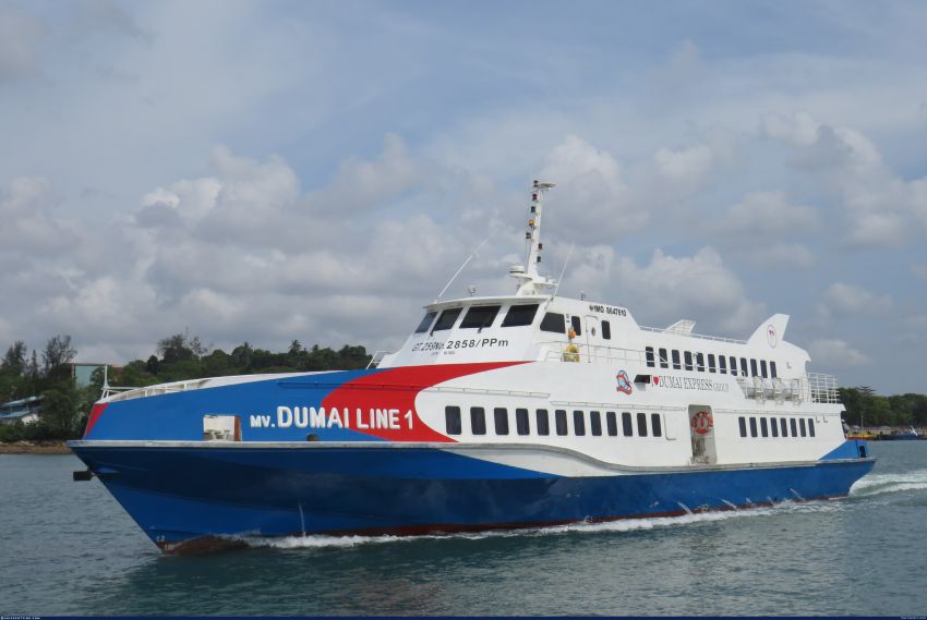 Korban Kapal MV Dumai Line 1 tak Kunjung Ditemukan