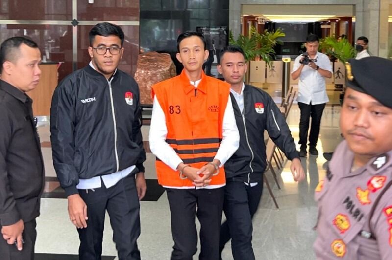 Terseret Kasus Abdul Wahid, Mantan Ajudan Gubri Marijani Ditahan KPK