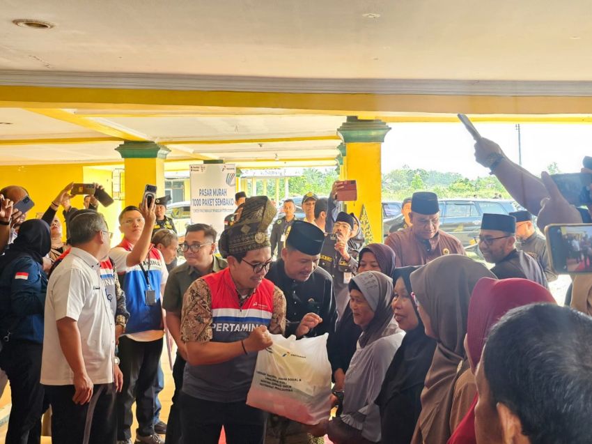 LAMR Kerjasama dengan Kilang Pertamina Dumai Bagikan 1.000 Paket Sembako ke Warga Ring I