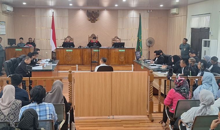 Hakim Tolak Eksepsi Gubri Nonaktif Abdul Wahid, Ini Alasannya?