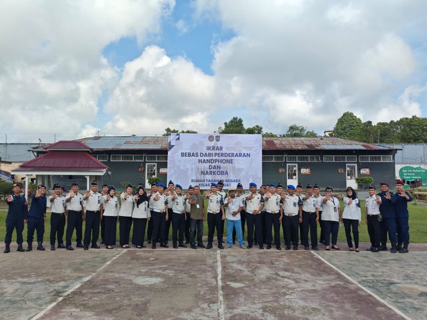 Libatkan Media, Rutan Rengat Ikrar Bebas Handphone dan Narkoba