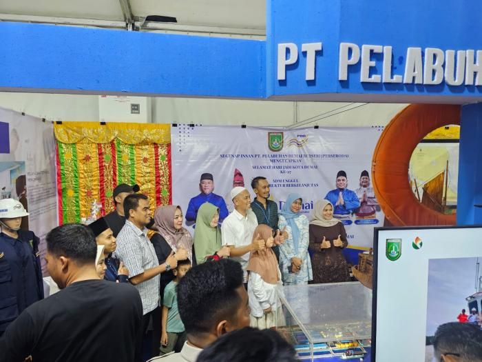 Berkunjung ke Dumai Expo, Wali Kota Paisal Lihat Stand PT PDB