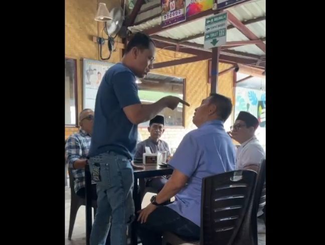 Keributan Ketua MPC PP Pekanbaru dengan Mantan Bupati Rohul Suparman di Kedai Kopi