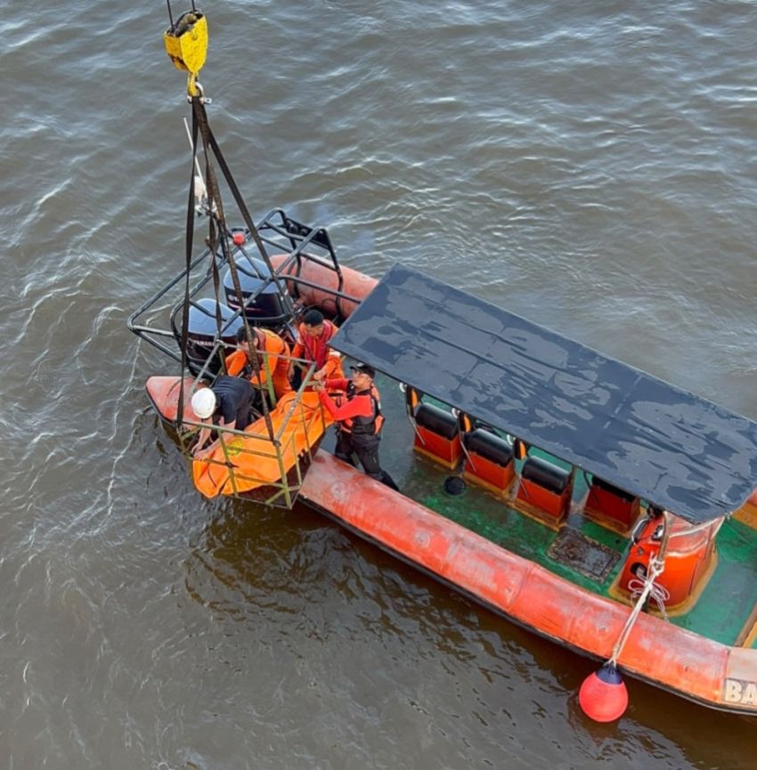 Meninggal di Selat Rupat, Kapten Kapal MT Pancaran Agility Dibawa ke Dumai