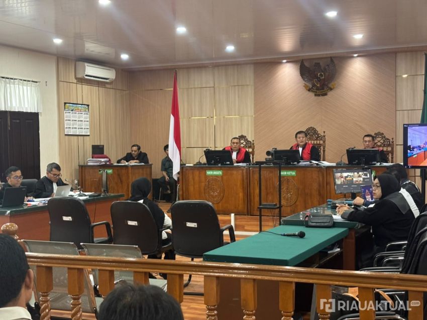 Pengakuan Mengejutkan Istri Dani diminta Kuasa Hukum Abdul Wahid  Pasang Badan untuk Kasus Gubri Nonaktif