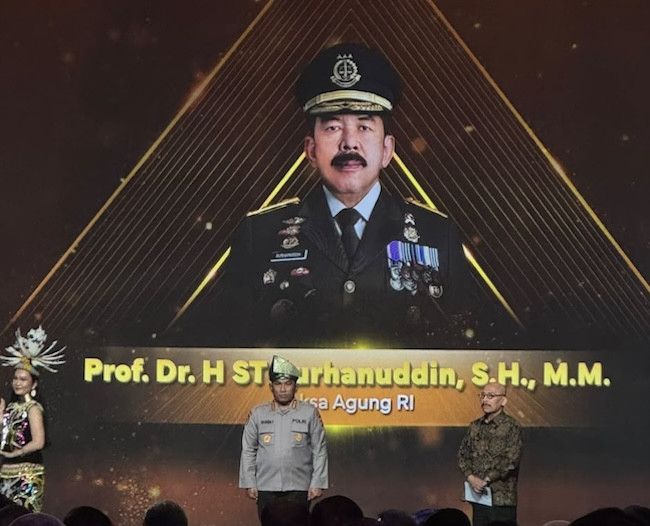 Dirbinmas Polda Riau, Kombes Pol Eko Budhi Purwono Raih Hoegeng Awards 2026