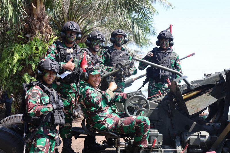 Latihan TNI Terintegrasi, Danlanal Dumai Dikukuhkan Sebagai Warga Kehormatan Korps Arhanud